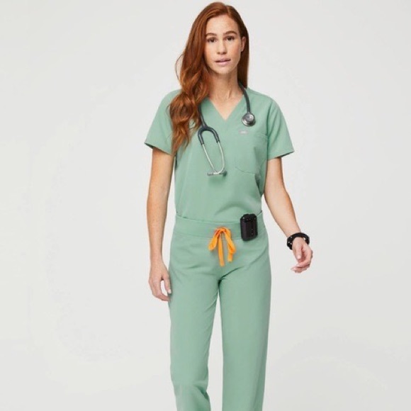 Figs Other Figs Jade Catarina One Pocket Scrub Toplimited Edition